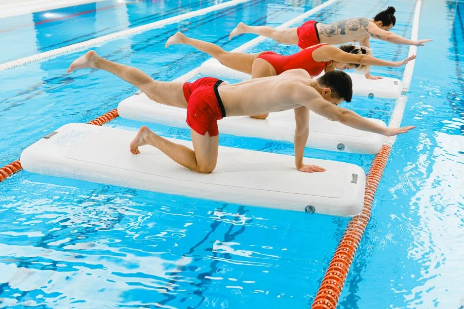 Zumba acuática, pilates y aquabike: el fitness en el agua que no es aquagym