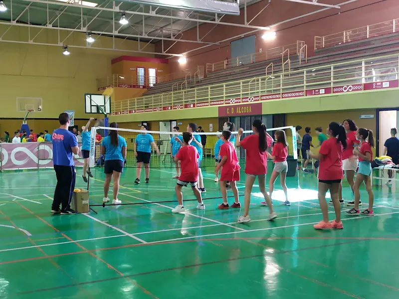 Centro Deportivo Alcosa Piscina - Polideportivo en Sevilla - foto 3