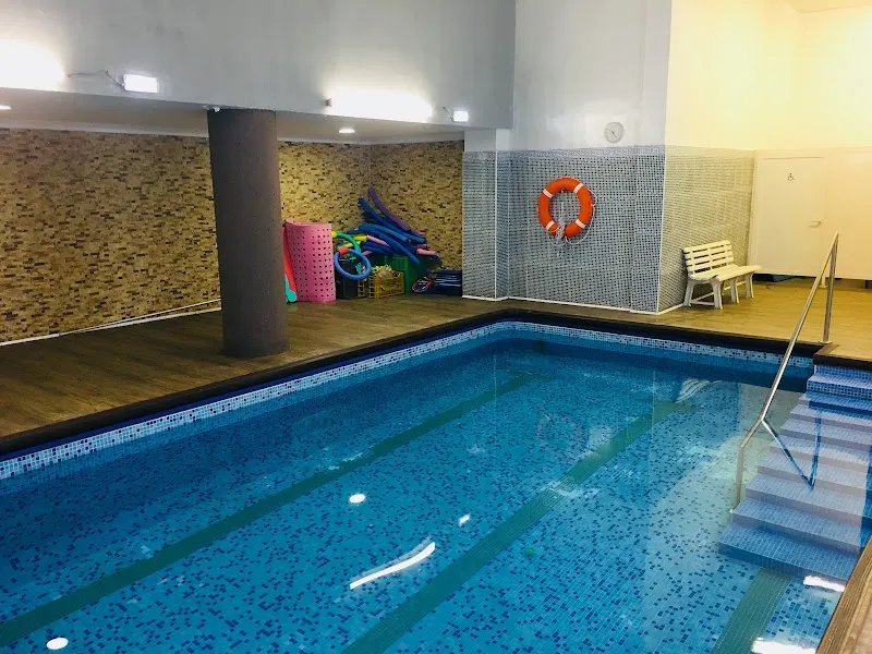 Natación Zaragoza | Bebés agua Zaragoza | Fisioterapia Acuática niños y adultos | SAFANTE_SPLASH - Zaragoza