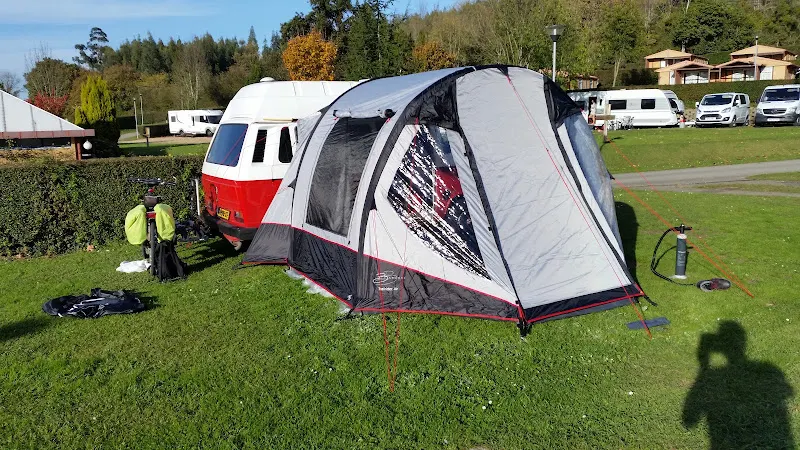 Piscinas Camping Deva (acceso público) - Gijón