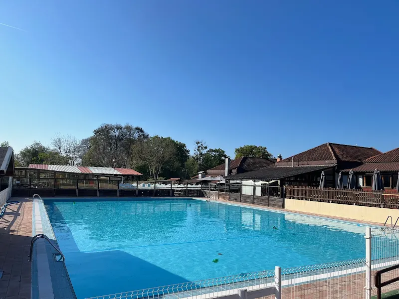Piscinas Camping Deva (acceso público) - Piscinas en Gijón - foto 2