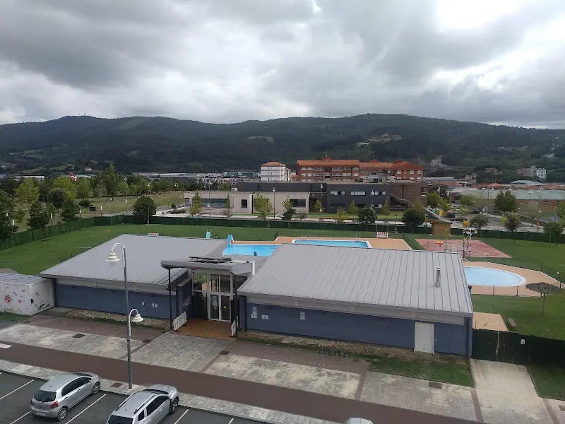 Piscinas Municipales - Piscinas en Derio - foto 2