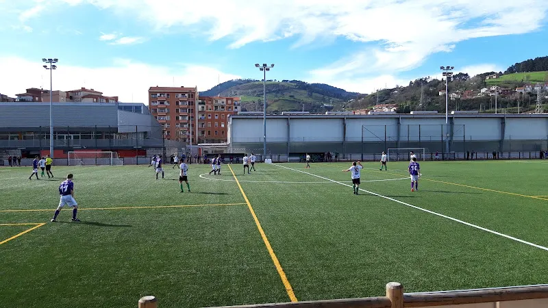Polideportivo Zorrotza - Polideportivo en Bilbao - foto 2
