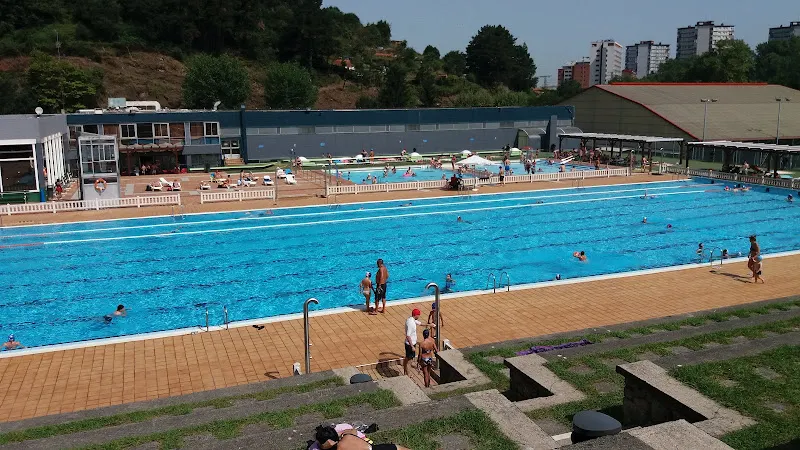 Polideportivo Gorostiza Kiroldegia - Polideportivo en Barakaldo - foto 2