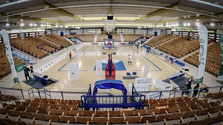 Complejo Deportivo Mendizorrotza - Vitoria-Gasteiz