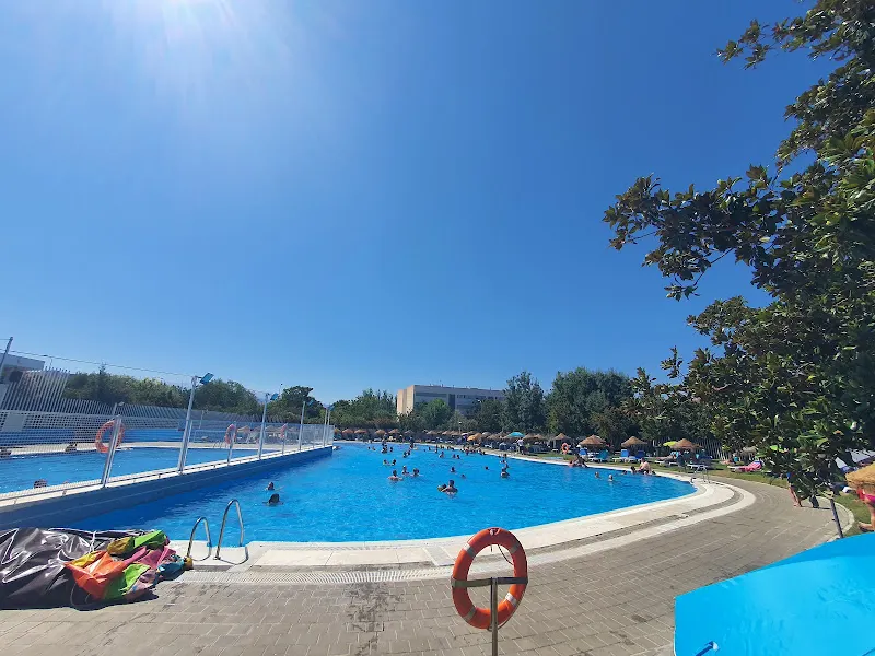 Piscina Municipal Almanjayar