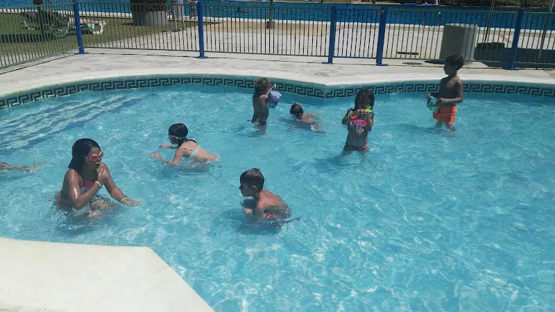Piscina Municipal de Peligros