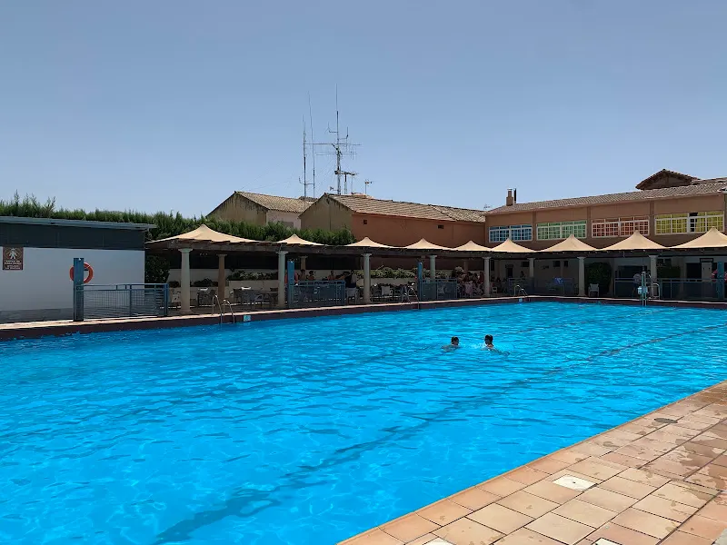Piscina El Guerra