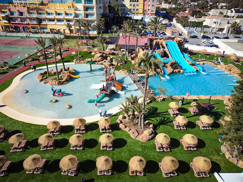DELUXE POOL GROUP - Piscina en Padul - foto 2
