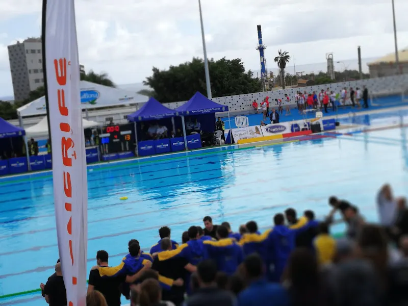 Piscina Municipal Acidalio Lorenzo