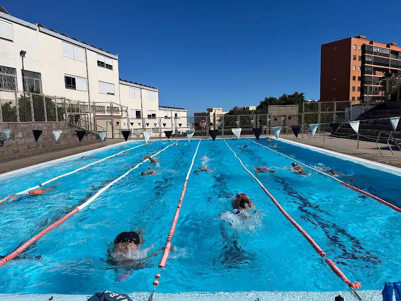 Piscina Colegio Santa Catalina de Siena FESD - Piscina pública en Santa Cruz de Tenerife - foto 2