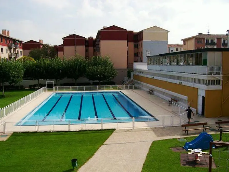 Unión Deportiva Cultural Rochapea - Pamplona