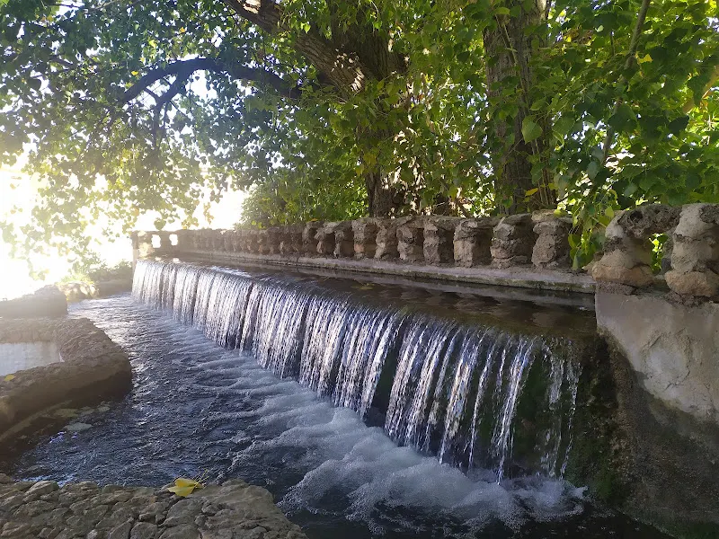 Charco de las Canales (piscina natural) - Piscina en Letur - foto 2