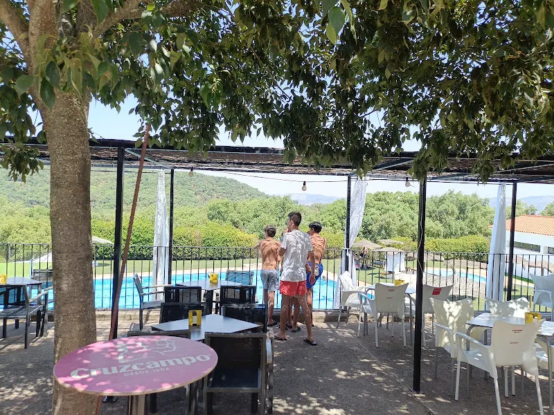 Piscina Municipal Cortelazor - Los Marines