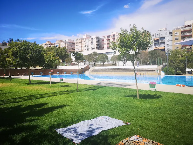 Piscina Pública La Salobreja - Piscina en Jaén - foto 2
