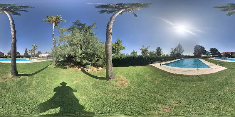 Piscina Municipal de Valdesalor. - Cáceres
