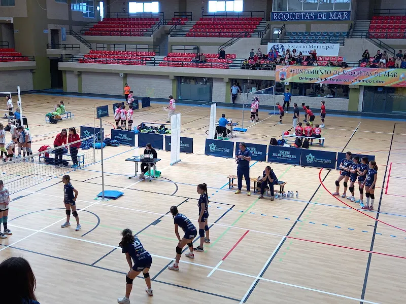 Pabellón de deportes Infanta Cristina - Polideportivo en Roquetas de Mar - foto 2