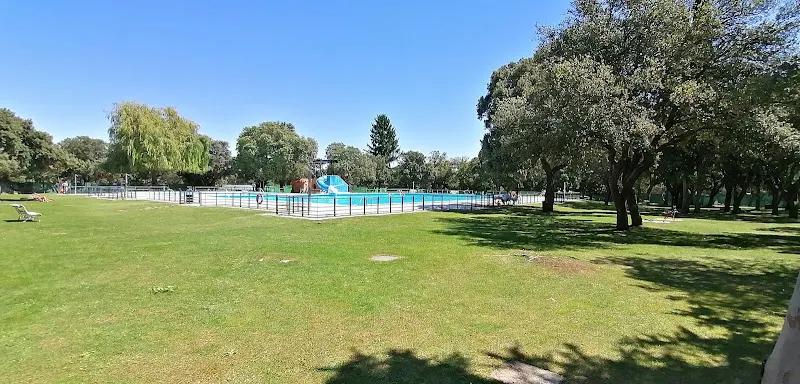 Piscina Municipal Monte El Viejo en Palencia - foto 2