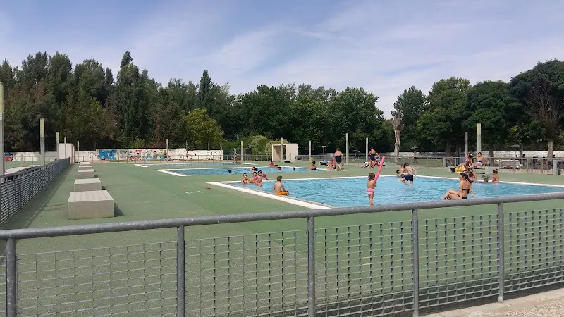 Piscina municipal Eras de Santa Marina