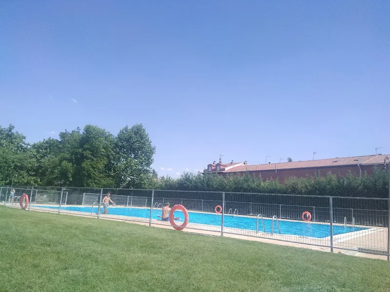 Piscinas Municipales - Piscina pública en Quintana del Puente - foto 2
