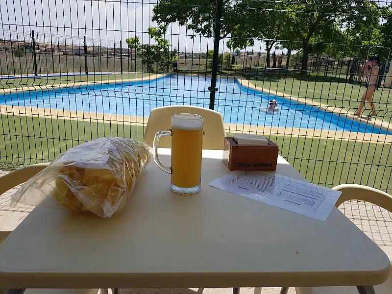 Piscina Pública Municipal de Cobisa