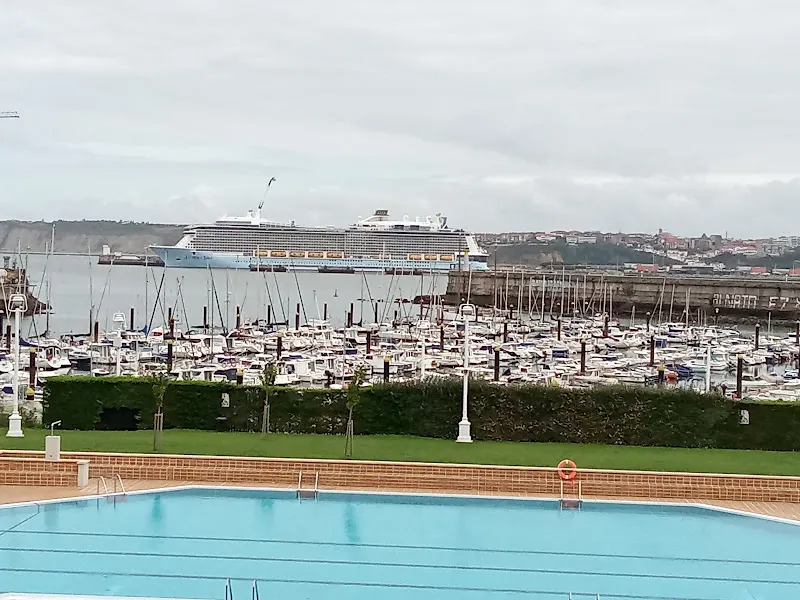 Piscinas municipales Santurtzi - Piscinas en Santurtzi - foto 2