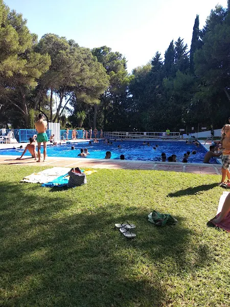 Piscina municipal Osunillas - Polideportivo en Mijas - foto 2