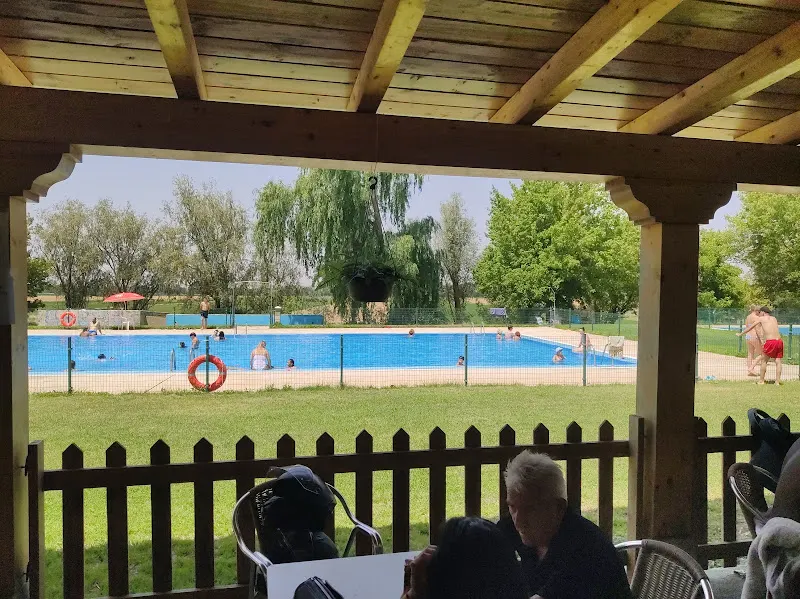 Piscina Municipal Villaralbo - Villaralbo