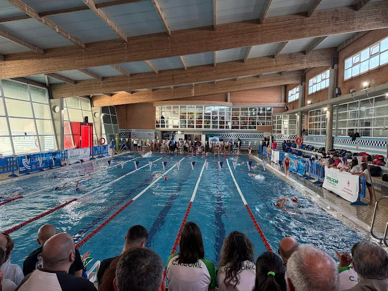 Piscina Municipal "Manolo Gallego" - Piscina cubierta en Sanlúcar de Barrameda - foto 2