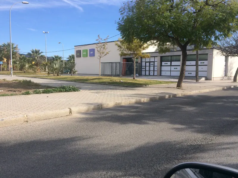 Centro Deportivo Los Álamos - Centro deportivo en Motril - foto 2