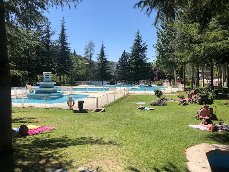 Piscina Los Ángeles De San Rafael - Piscinas en Ávila - foto 2