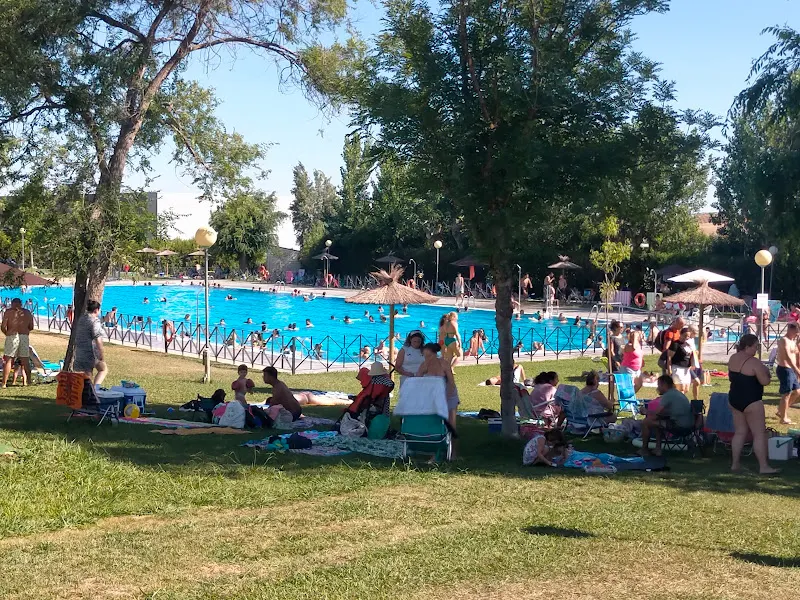 Piscina Municipal - Arroyo de San Servan