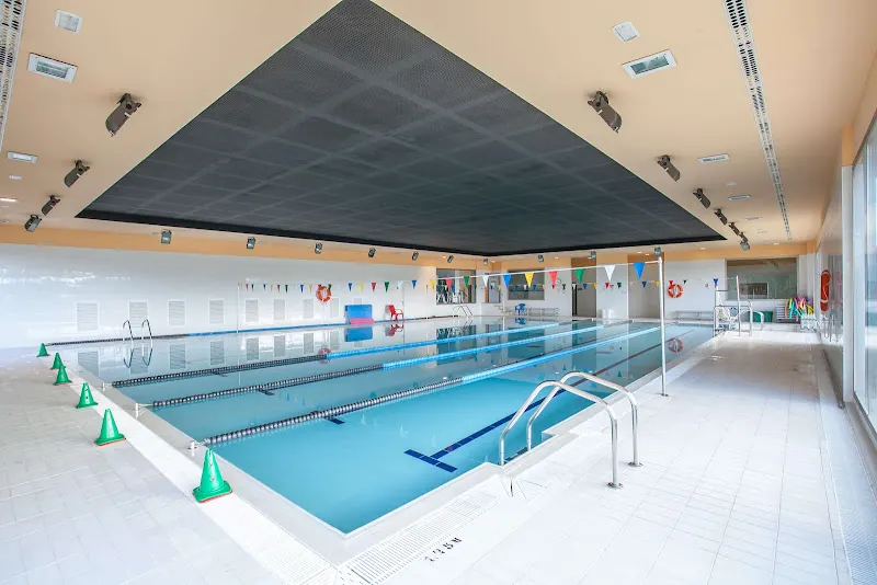 Piscina Son Ferrer - Piscina cubierta en Calvià - foto 2