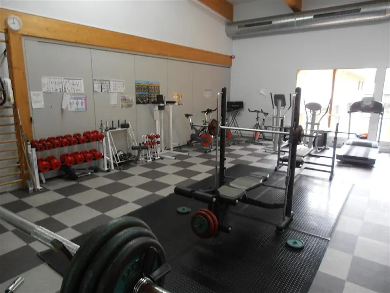 Berrizko Kiroldegia/Polideportivo de Berriz