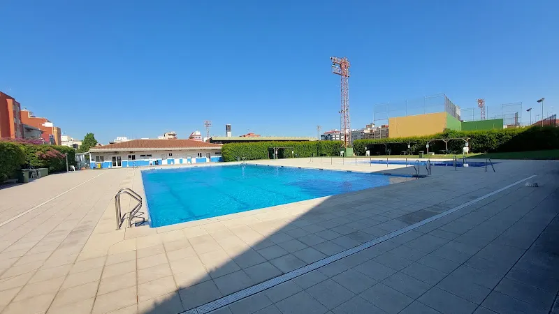 Piscina Descubierta Alzira - Piscina pública en Alzira - foto 2