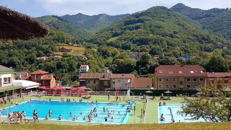 Piscina de Turón "Mejoras del Valle" - Mieres