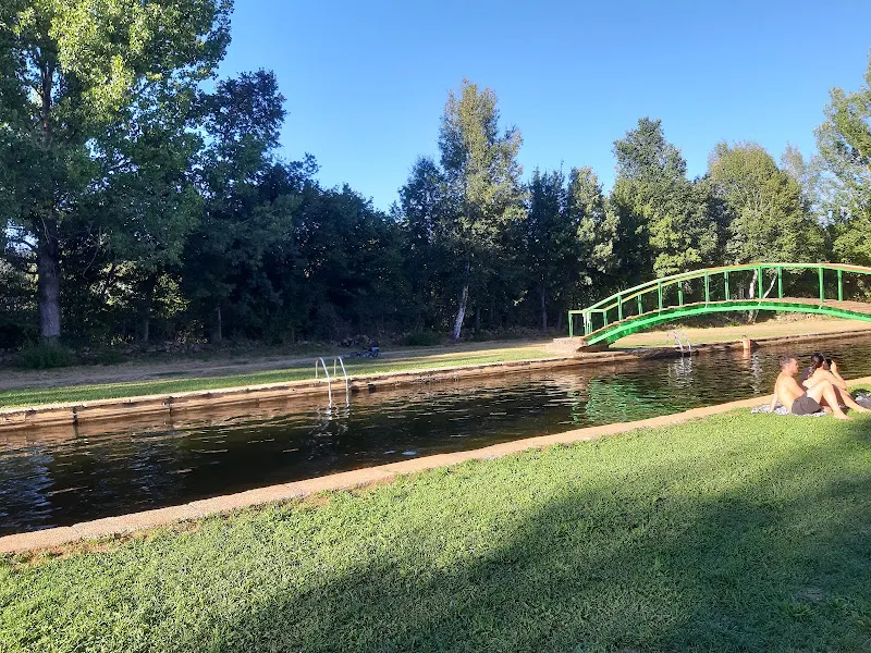 Piscina natural - Piscina en Sotillo del Rincon - foto 3
