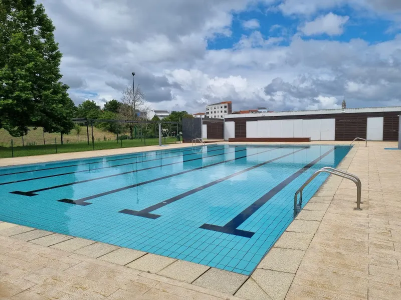 Piscina Municipal Neda
