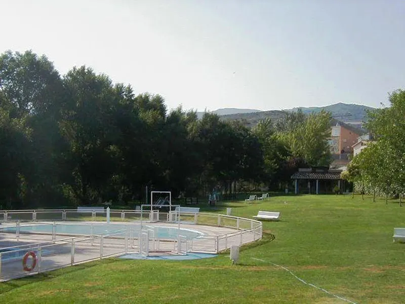Piscina Pública Municipal de Cáseda. - Caseda