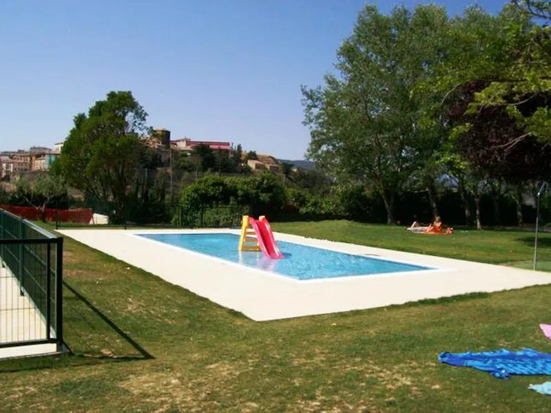 Piscina Pública Municipal de Cirauqui. - Cirauqui