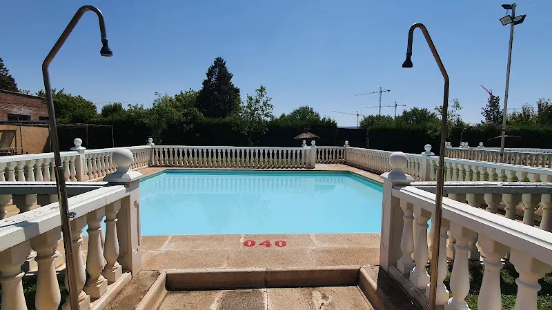 Piscina Municipal Del Parque Vallejo (Alovera)
