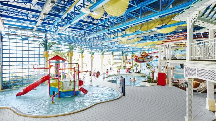 El Gran Caribe - Piscina cubierta en Salou - foto 3