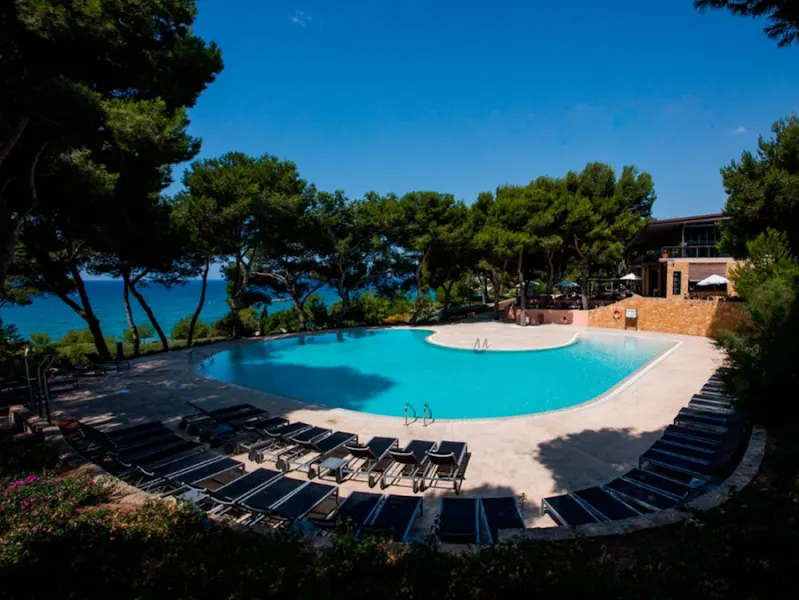 INFINITUM Beach Club - Piscinas en Salou - foto 2