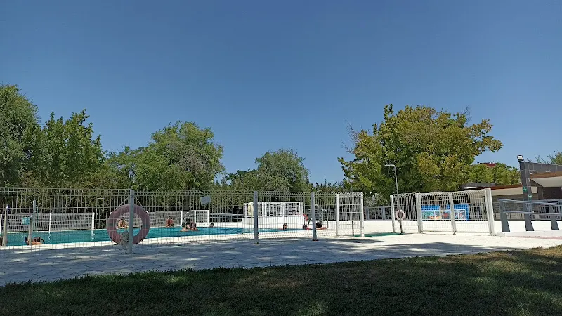 piscina municipal Camas - Camas