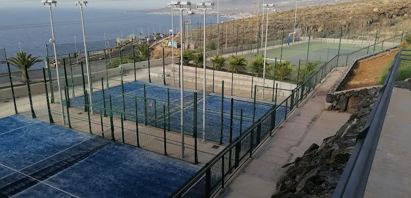 Centro deportivo Rubén Marichal - Centro deportivo en Candelaria - foto 2