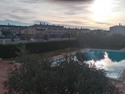 Piscina Pública Municipal de Bellvei. - Bellvei