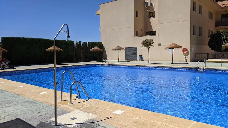 Piscina Municipal de Verano Alhendín - Piscina en Alhendin - foto 2