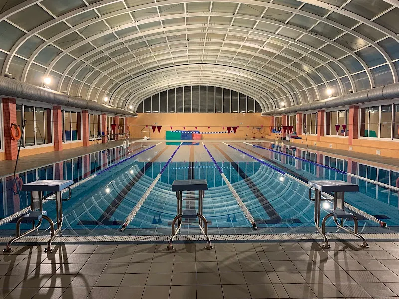 Piscina Municipal La Zubia - La Zubia