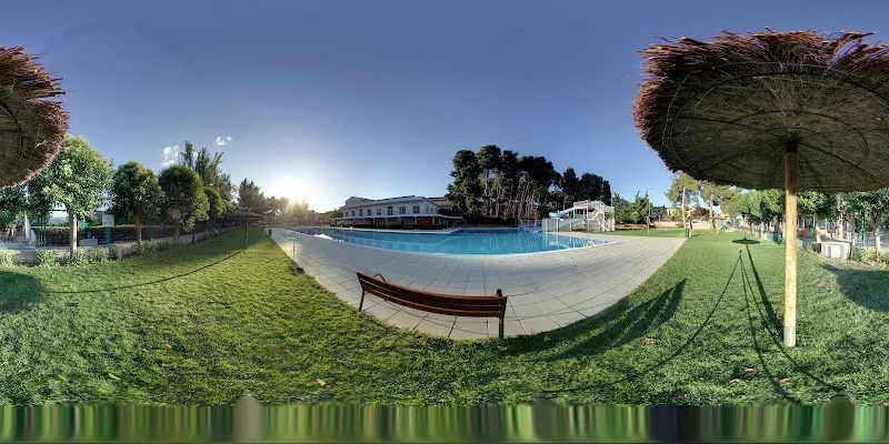 Piscina Pública Municipal de Requena - Requena