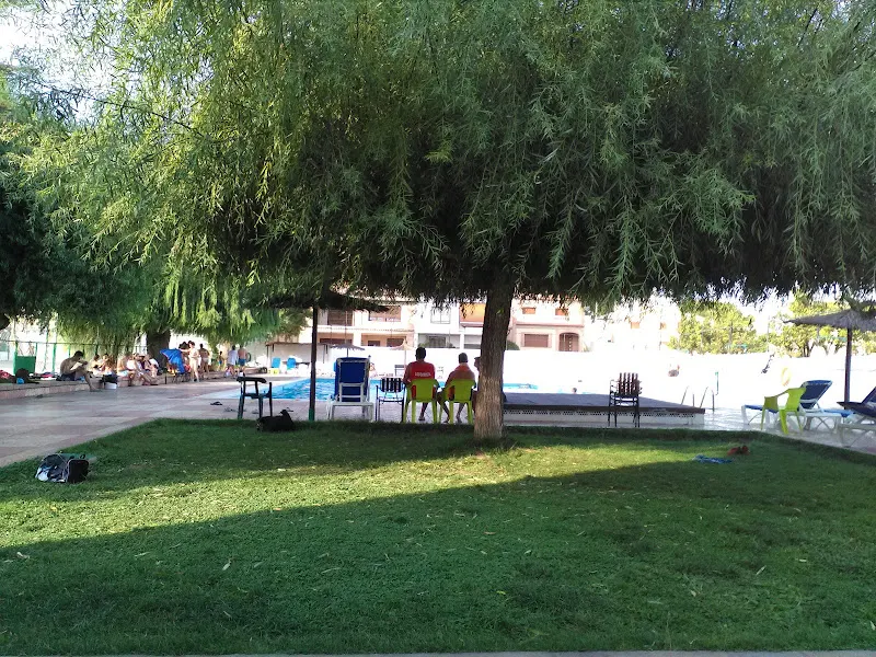 Centro Deportivo y Musical San Antonio - Requena